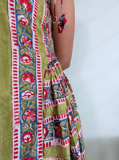 GREEN EUROPEAN WAIST TASSELS DRESS
